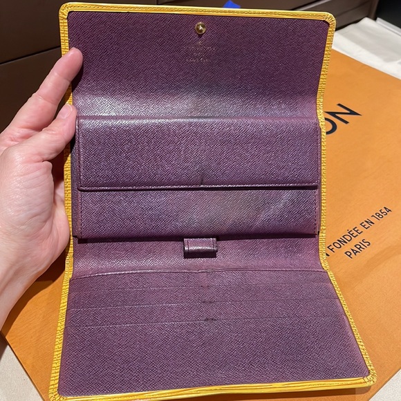 SOLD 💛💛Authentic Yellow Louis Vuitton Trifold Long Wallet - Picture 4 of 16